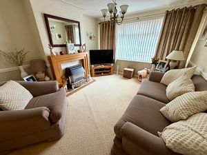 Lounge- click for photo gallery